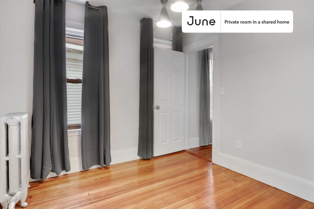 Building Photo - Room in Shared 4 bed/2 bath home in Allston