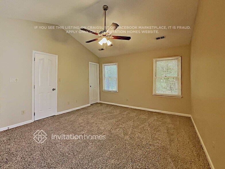 Building Photo - 10709 Summitt Tree Ct