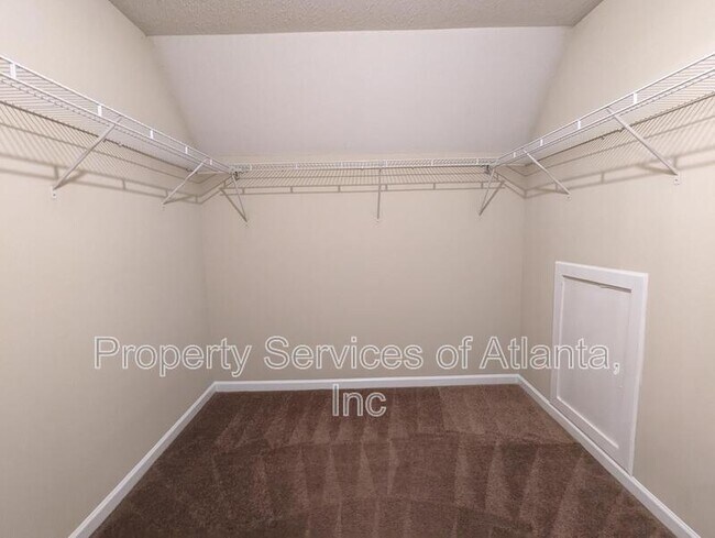 Building Photo - 1905 Boulder Gate Dr