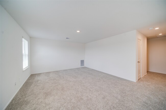 Building Photo - 30838 Brightwell Bnd