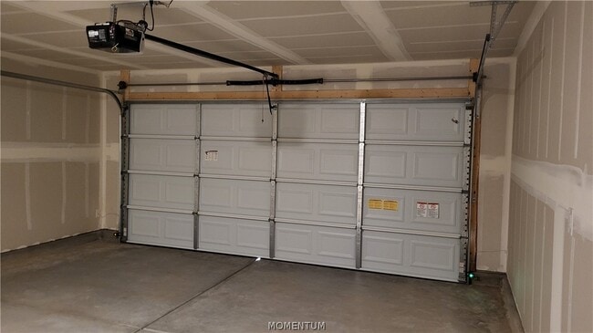 Building Photo - 1141 Aspen Dr