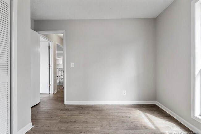 Building Photo - 7005 Pantego Dr