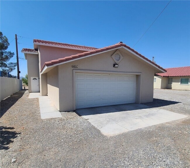 Primary Photo - 640 E San Lorenzo St