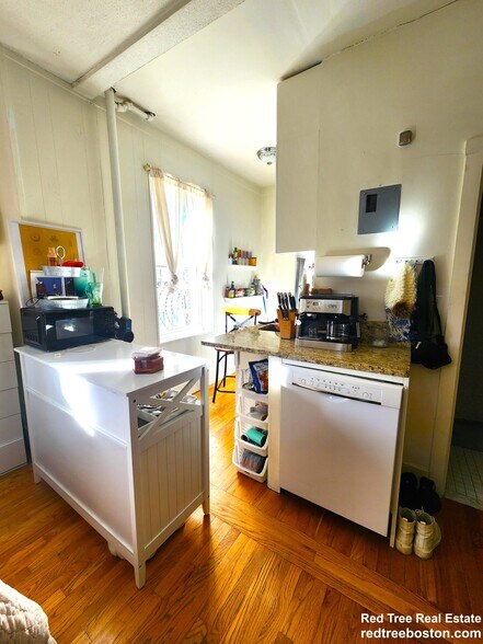 Building Photo - 106 Myrtle St