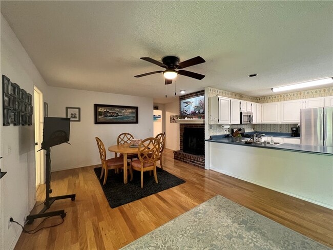 Building Photo - 2009 S 11th St