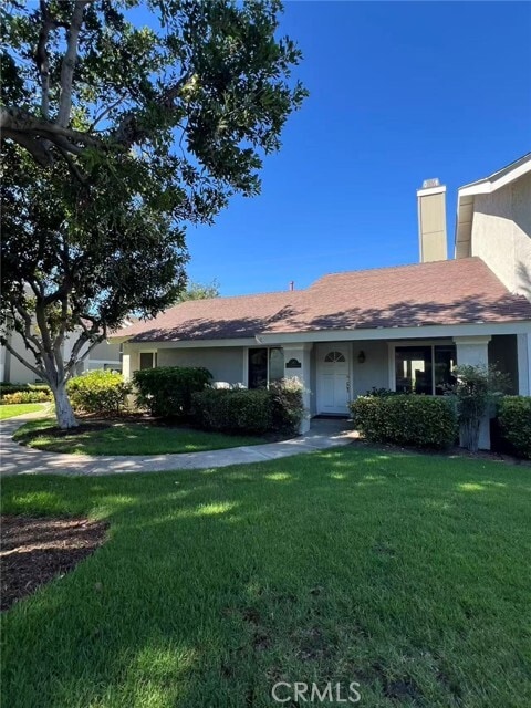 Building Photo - 14 Goldenbush