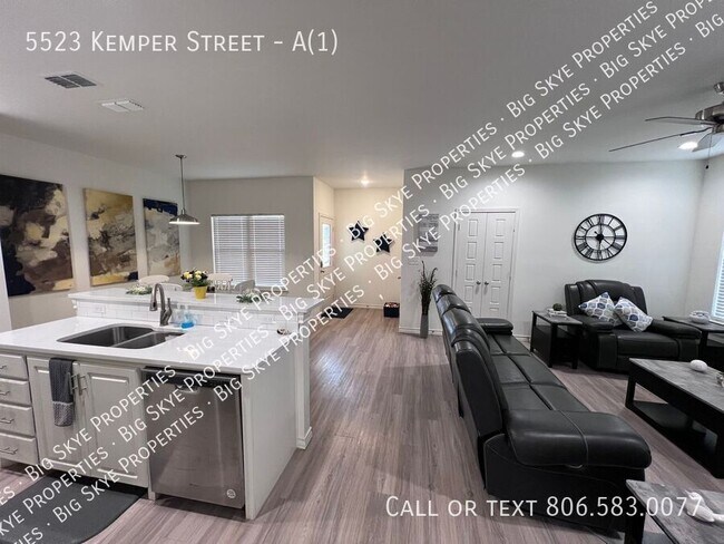 Building Photo - 5523 Kemper St