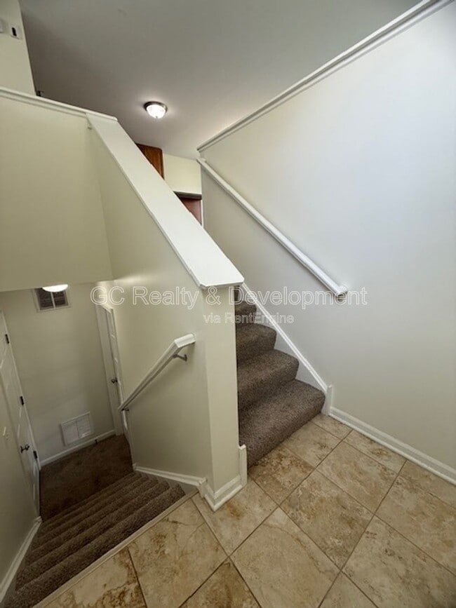 Building Photo - 1062 Turin Dr