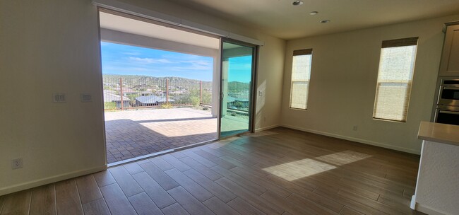 Building Photo - 3185 Blue Agave Ln