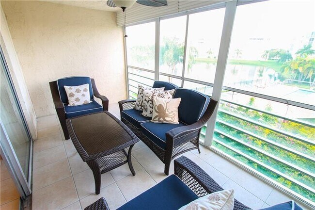 Building Photo - 401 SE 3rd St