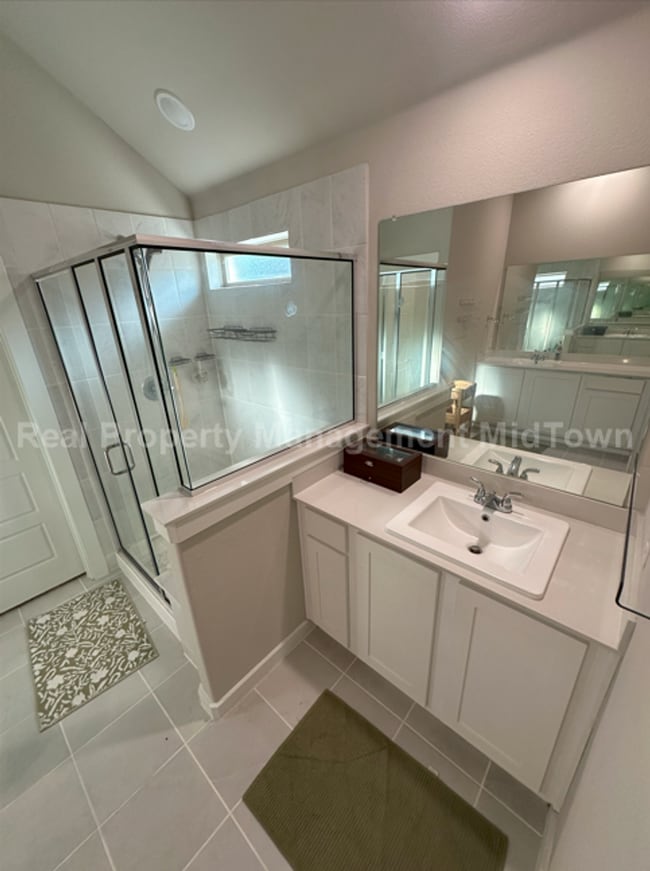 Building Photo - Modern 3-Bedroom Home in Prime Forney Loca...