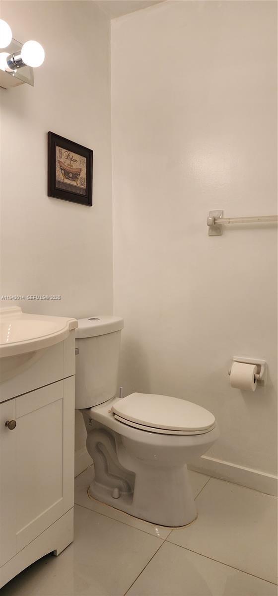 Building Photo - 5300 Washington St