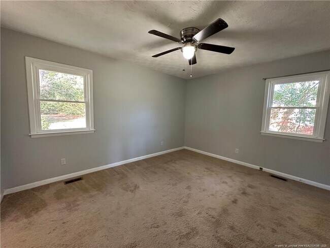 Building Photo - 1036 Appalachin Dr