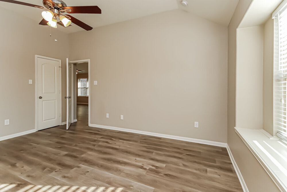 Building Photo - 323 Sea Breeze Dr