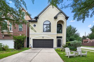 Building Photo - 5335 Fairdale Ln