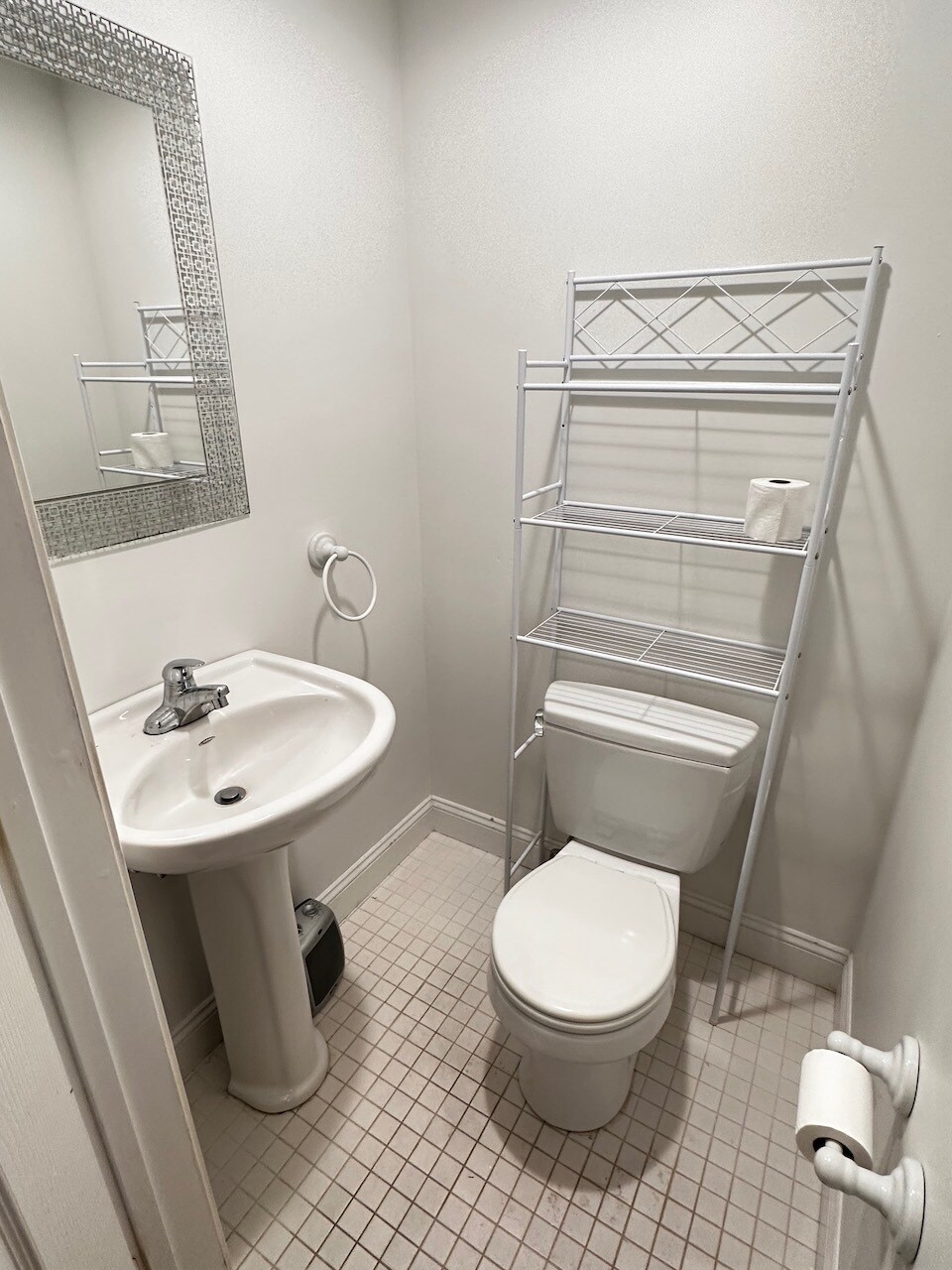 Building Photo - 53 Hopedale
