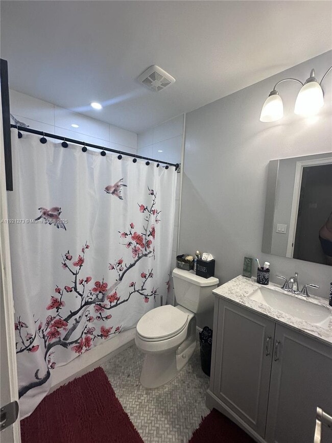 Building Photo - 1020 NW 88th Ave