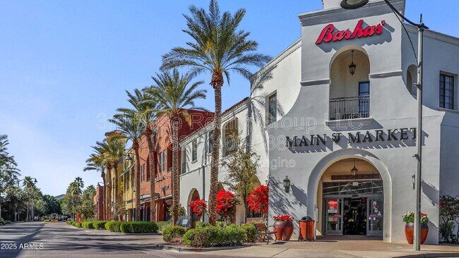 Building Photo - 20363 W Sells Dr