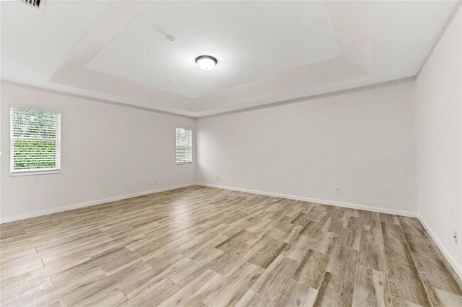 Building Photo - 5606 NW 109th Way