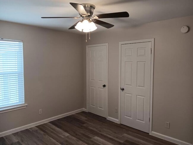 Building Photo - 8402 Fathom Cir