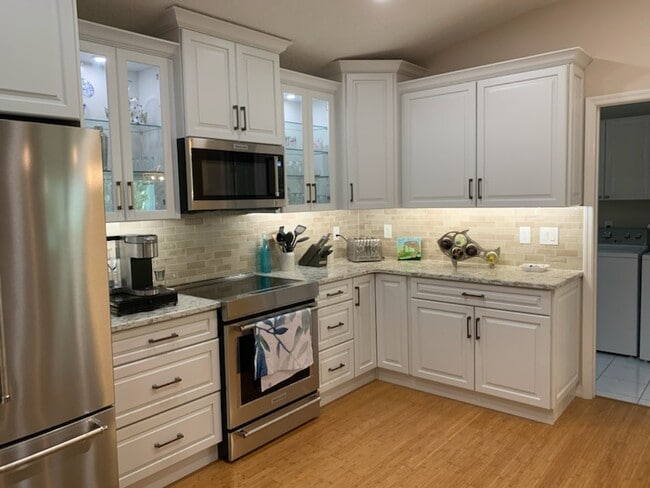 Building Photo - 4176 Hearthstone Dr