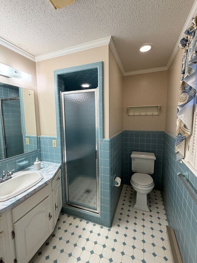 Building Photo - Liberty / Alamance County