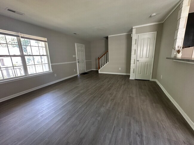 Building Photo - 12143 Brownestone View Dr