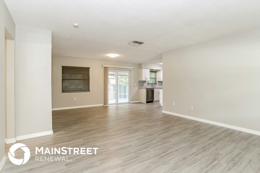 Building Photo - 3728 Yosemite Dr