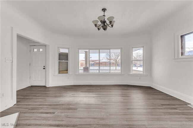 Building Photo - 430 E 149th St