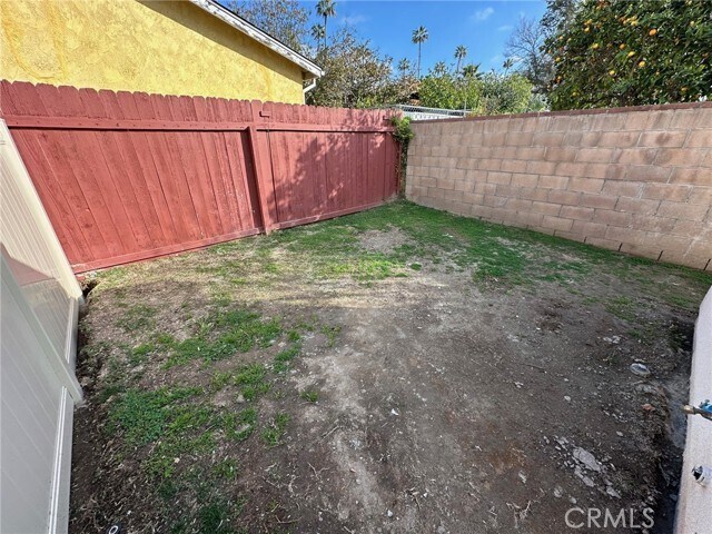 Building Photo - 5335 Edna St