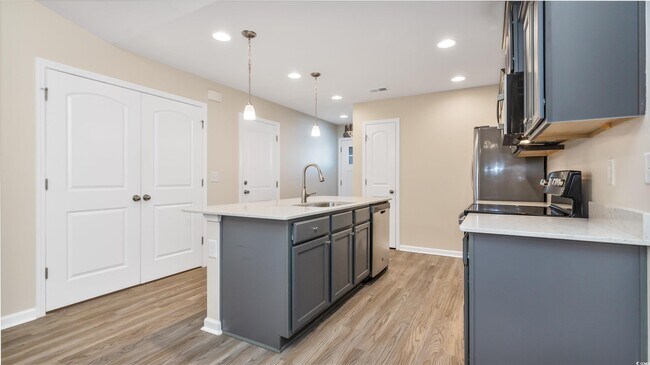 Building Photo - 132 Machrie Loop