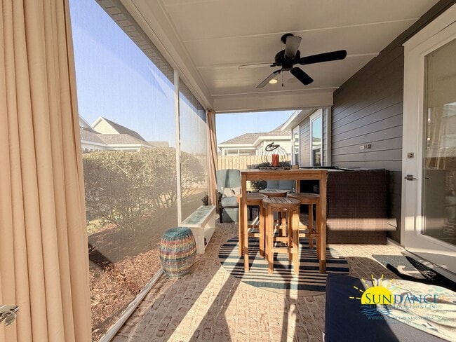 Building Photo - Charming 3BR Home with really great neighborhood perks!