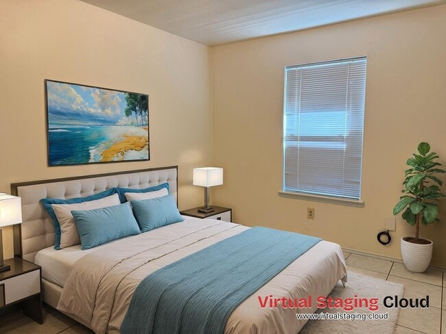 Building Photo - 719 Willow W Dr