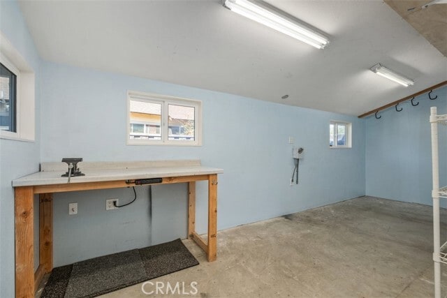 Building Photo - 25936 Avenida Cabrillo