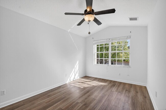 Building Photo - 4795 S Classical Blvd