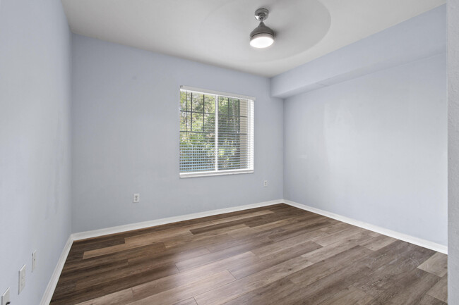 Building Photo - 6565 Emerald Dunes Dr