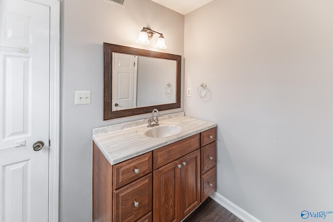 Building Photo - 1200 Catskill Cir SE