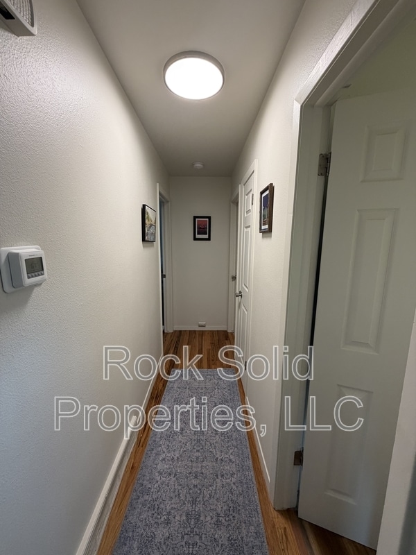 Building Photo - 4017 Baldwin Dr