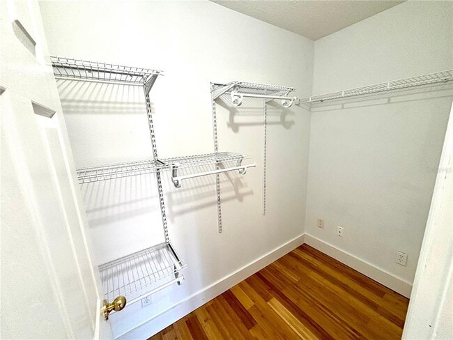 Building Photo - 10812 Tilston Point