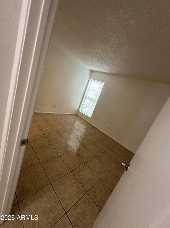 Building Photo - 2684 N 43rd Ave