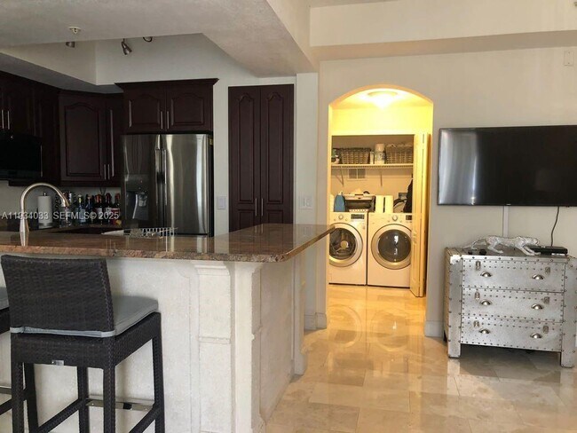 Building Photo - 8826 W Flagler St