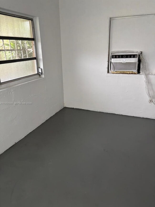 Building Photo - 1815 NW 53rd St