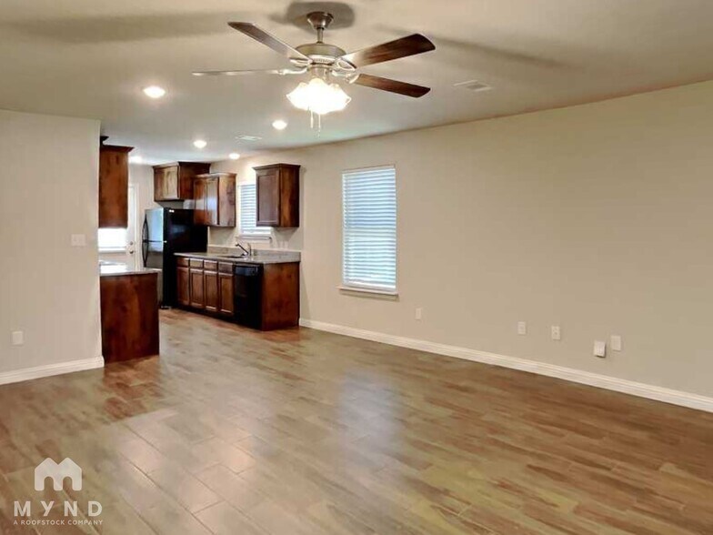 Building Photo - 765 Rolling Terrace Cir