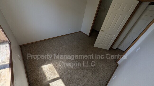 Building Photo - 2110 Baines Blvd