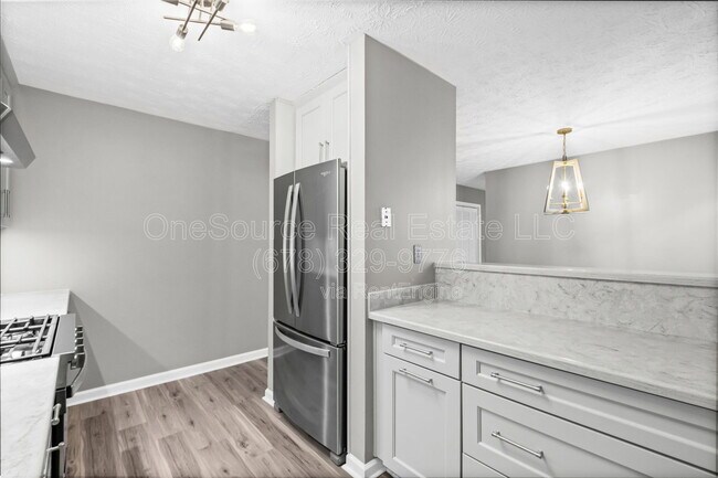 Building Photo - 806 Wynnes Ridge Cir