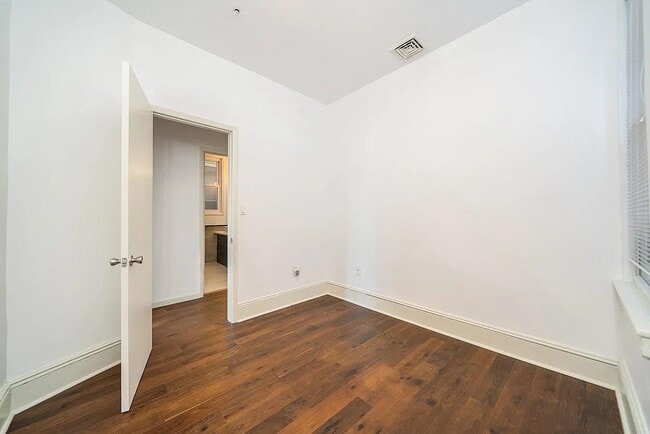 Building Photo - 2507 Palisade Ave