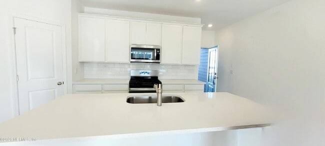 Building Photo - 40 Kingsville Ct