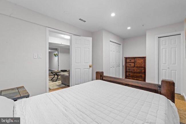 Building Photo - 3108 Appian Way