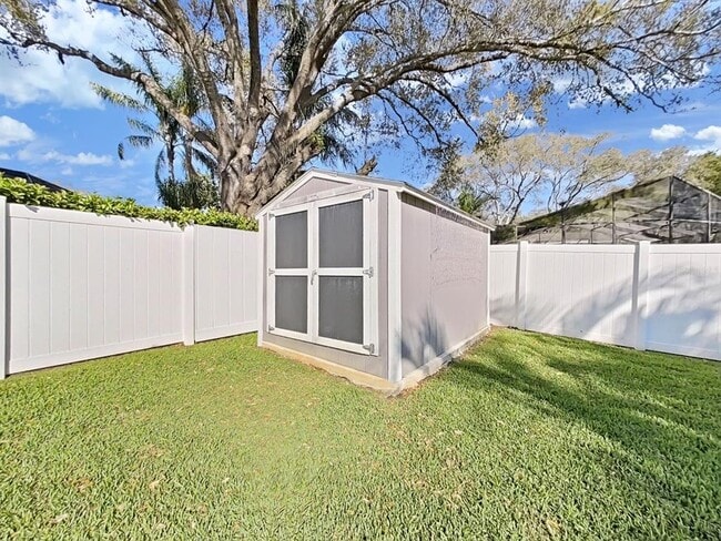 Building Photo - 308 Hammock Dr