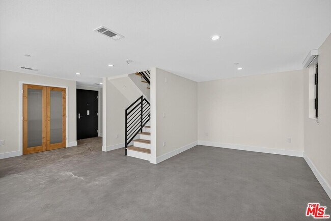 Building Photo - 2412 Eads St